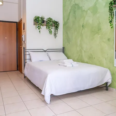Kosmos Sercvice Beautiful 2 With Additional Cost Parking Thessaloniki
