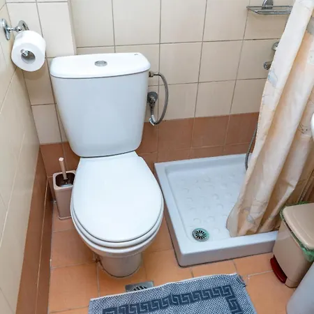 Kosmos Sercvice Beautiful 2 With Additional Cost Parking Apartment