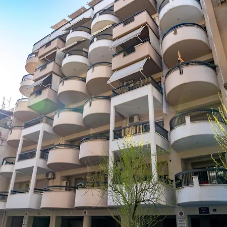 Kosmos Sercvice Beautiful 2 With Additional Cost Parking Apartment *